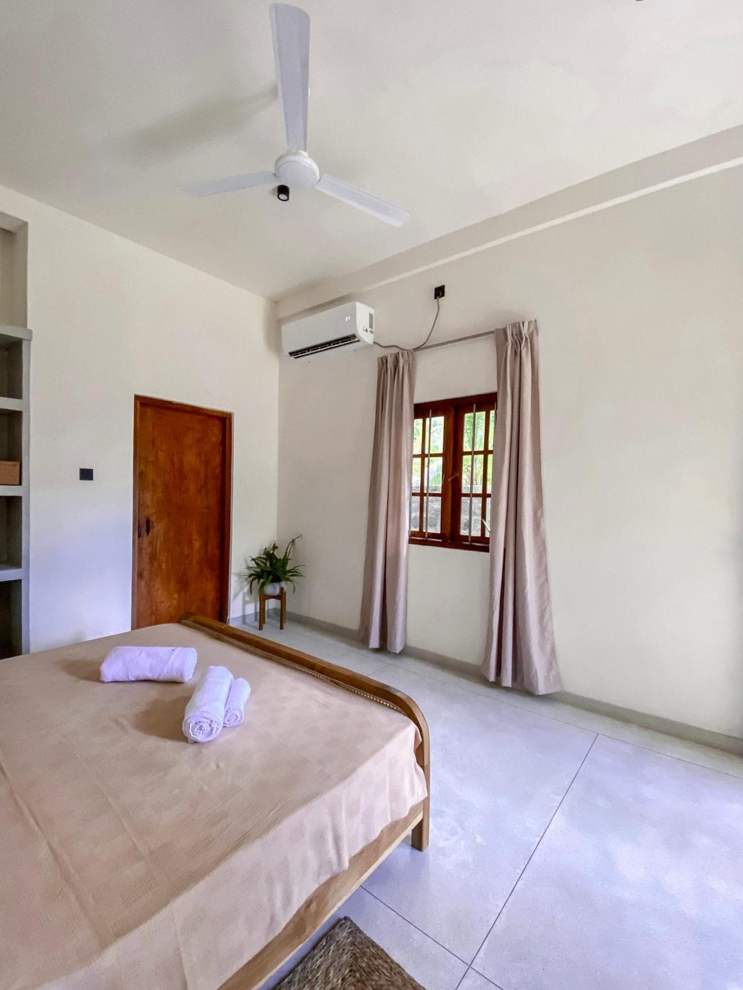 The Palm Private Cottages ミディガマ・イースト エクステリア 写真